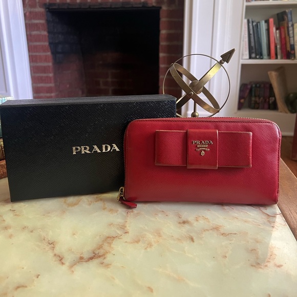 Prada Red Saffiano Leather Bow Zip Around Wallet - Picture 1 of 13